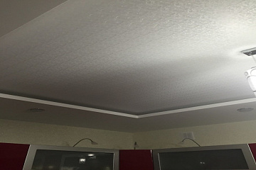 Фактурные натяжные потолки