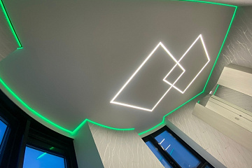 Из чего складывается цена натяжного потолка