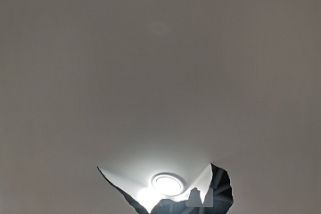 Ремонт натяжных потолков