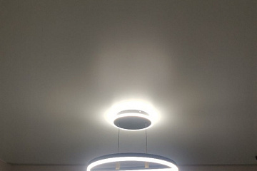 Люстры для натяжных потолков – фото, инструкция по установке