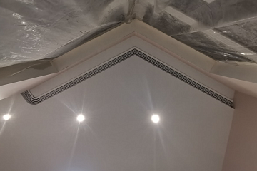 Карнизы и ниши для натяжных потолков: что выбрать